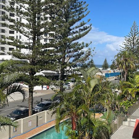 Surfers Paradise- Meters From The Beach! Gold Coast Kültér fotó